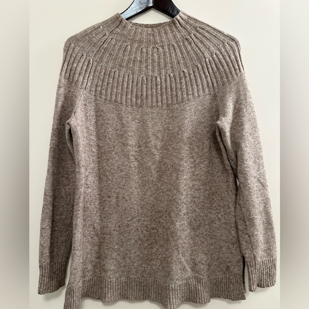 Anthropologie Mock Neck Sweater Jumper Women’s Small Beige Ribbed Stretch EUC